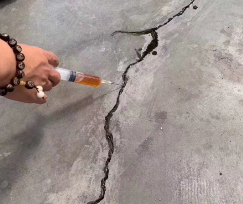 松溪混凝土裂缝修补技术详解​